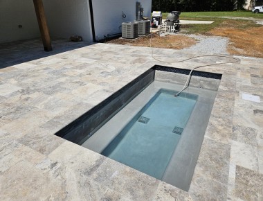 05_Gunite_Spa.jpg